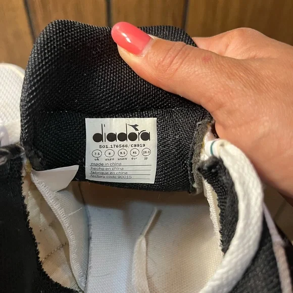 Diadora Black and White Sneakers - Picture 5 of 8